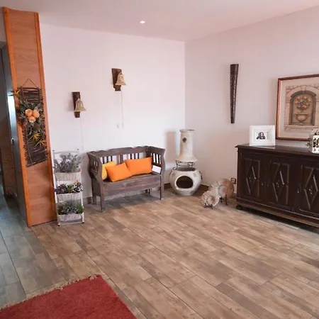 בית נופש Casa 33 לאגוּ‏ש